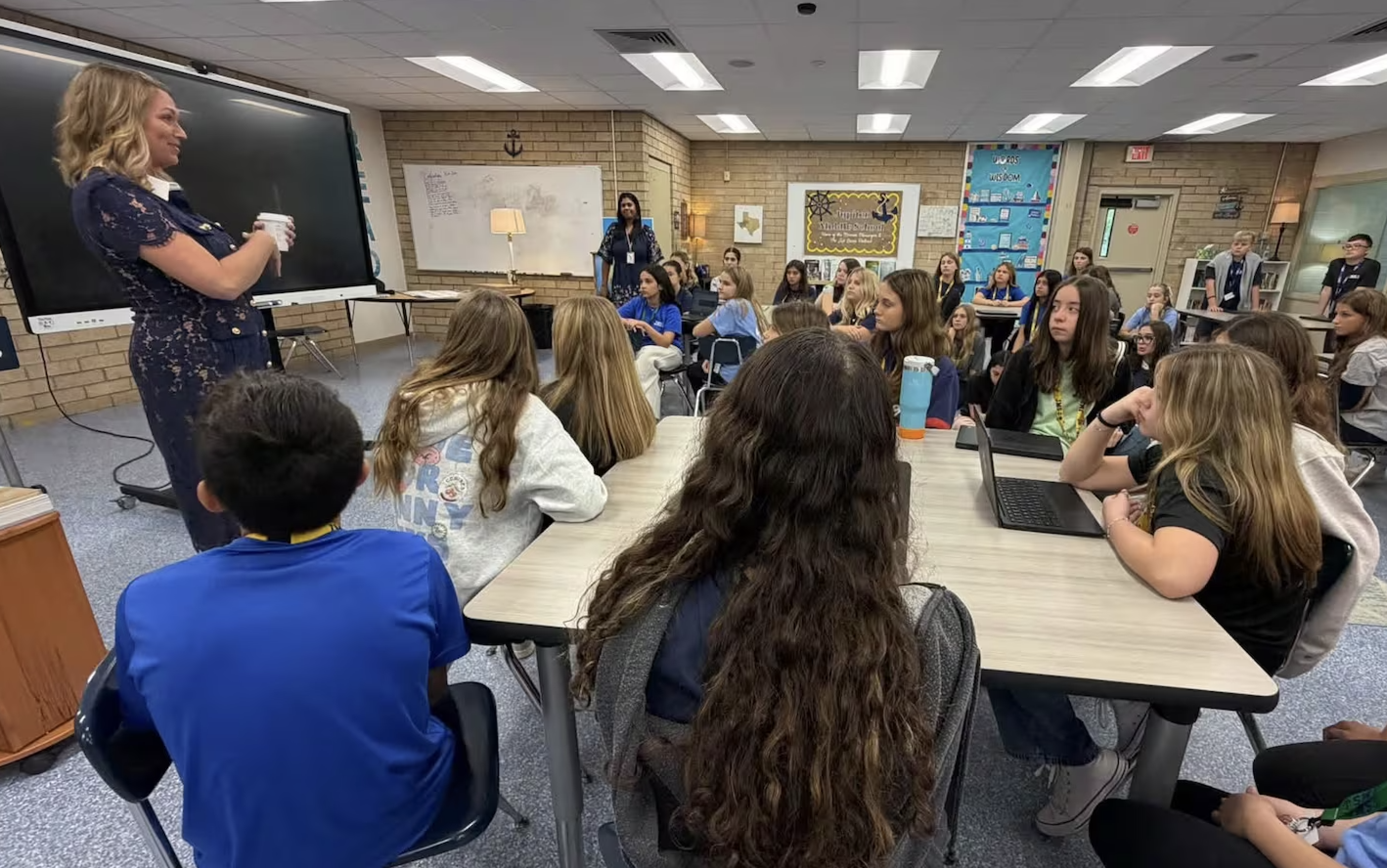 A Jupiter Middle School Journalism Teacher Is Headed to a National Conference to Share What's Working in Her Classroom