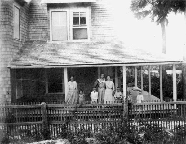 A Glimpse of Jupiter in 1890: The DuBois Family at Home