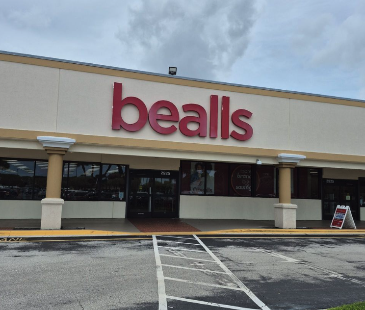 Major Renovation Underway at The Shoppes of Jupiter as Whole Foods Plans Move In