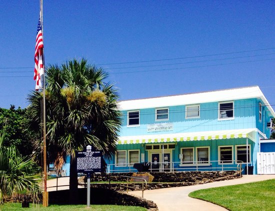 Carlin Park's Oceanfront Restaurant Space Has Sat Empty for Four Years — and Jupiter Beachgoers Are Still Waiting